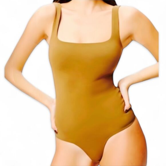 Good American Modern Tank Bodysuit - Picture 13 of 13